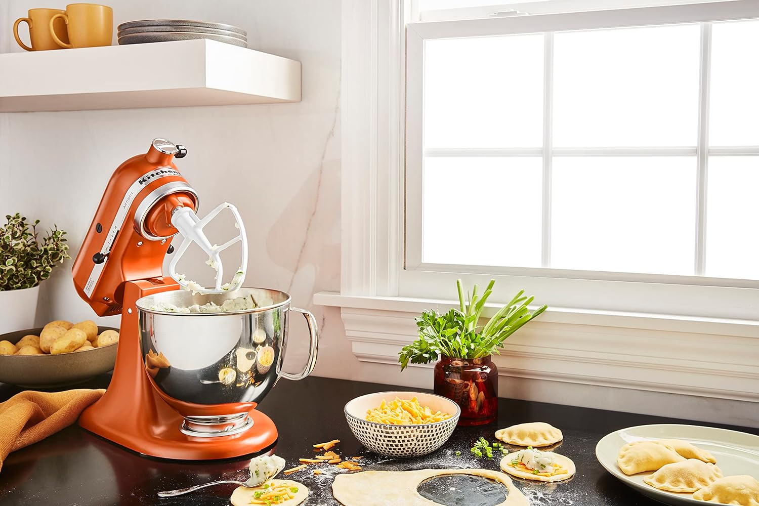 KitchenAid Artisan Series 5 Quart Tilt Head Stand Mixer with Pouring Shield KSM150PS, Cast Iron - Image 130