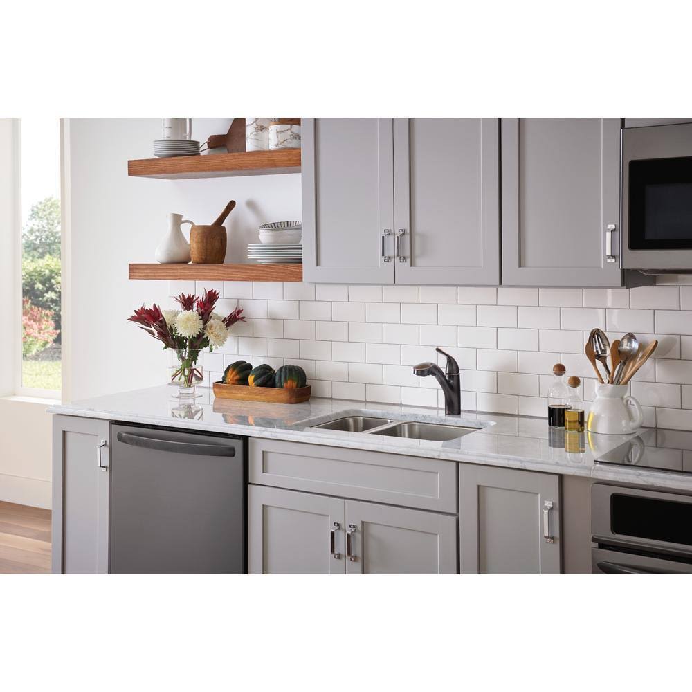 Moen Brecklyn Single-Handle Pull-Out Sprayer Kitchen Faucet Bronze - Image 8