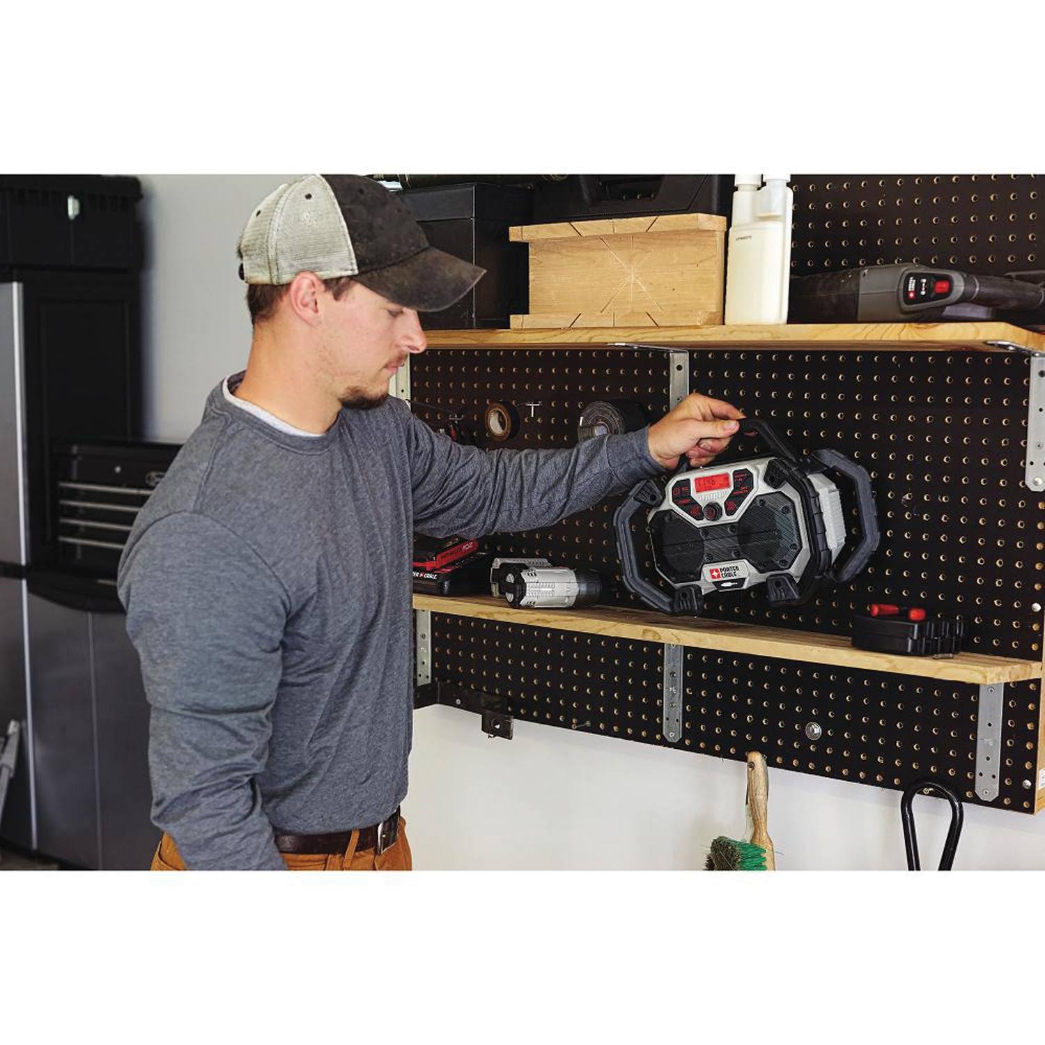 Porter-Cable PCCR701B 20-Volt Max* Dual-Power Jobsite Charging Radio - Image 7